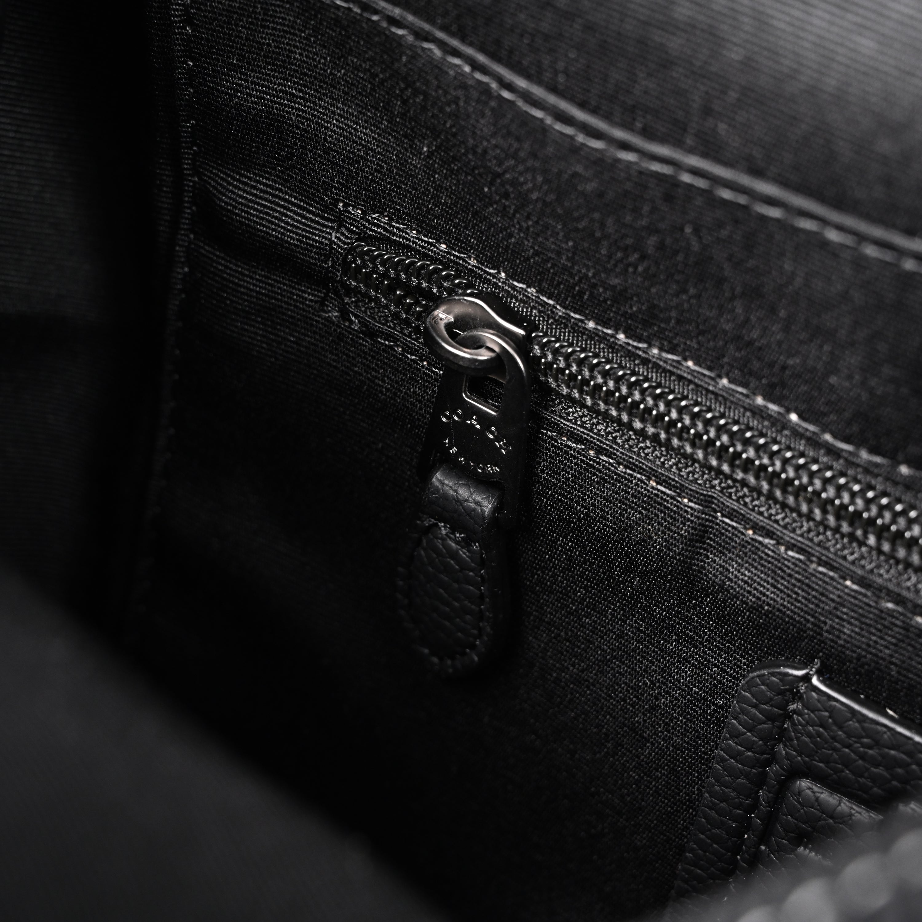 Coach CH Sprint Backpack – Signature Canvas & Leather