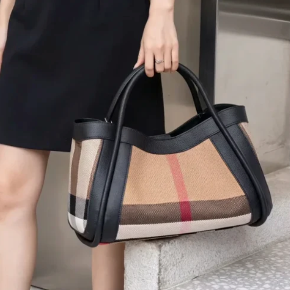 Luno Handbag
